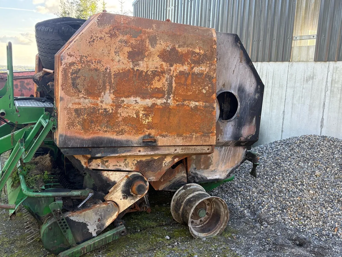 McHale 550 fire damaged - Image 2