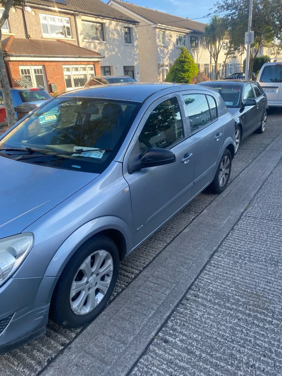 Car - Image 4