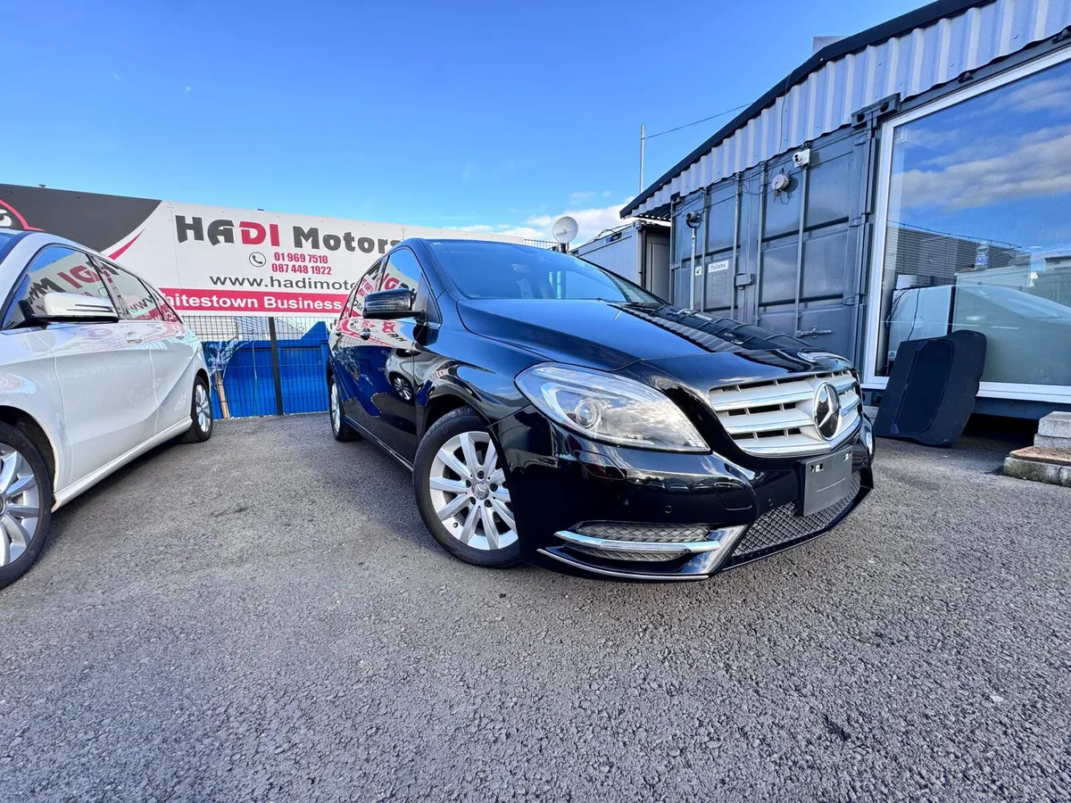 MERCEDES B180 2014 BLACK - Image 4