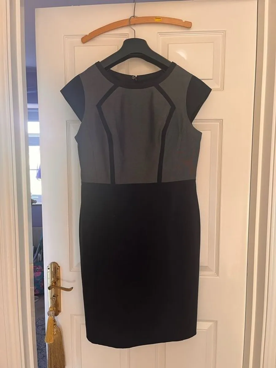 Womens Suit - Image 3