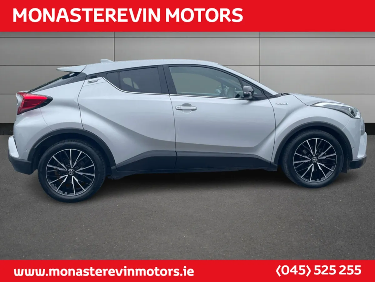 Toyota C-HR SOL HYBRID 4DR AUTO - Image 3