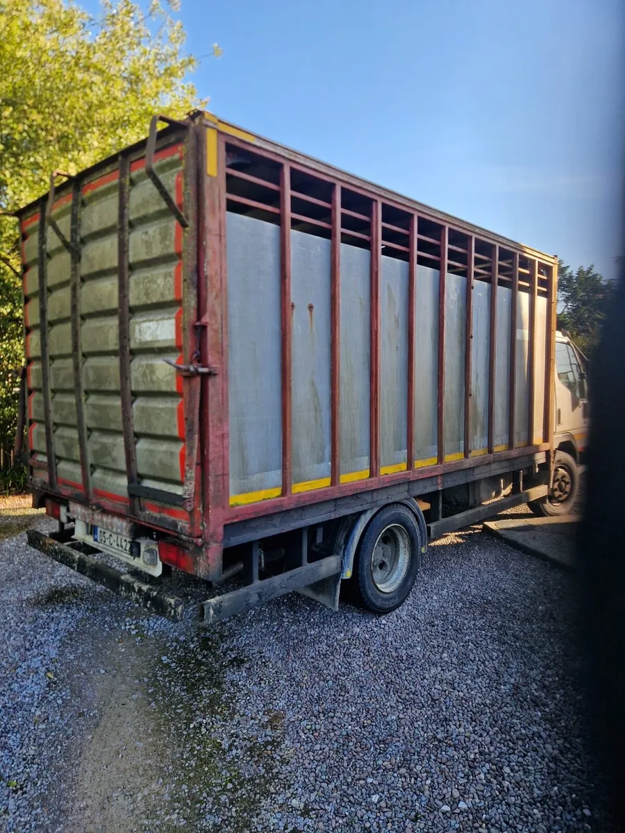 Mitsubishi canter - Image 1