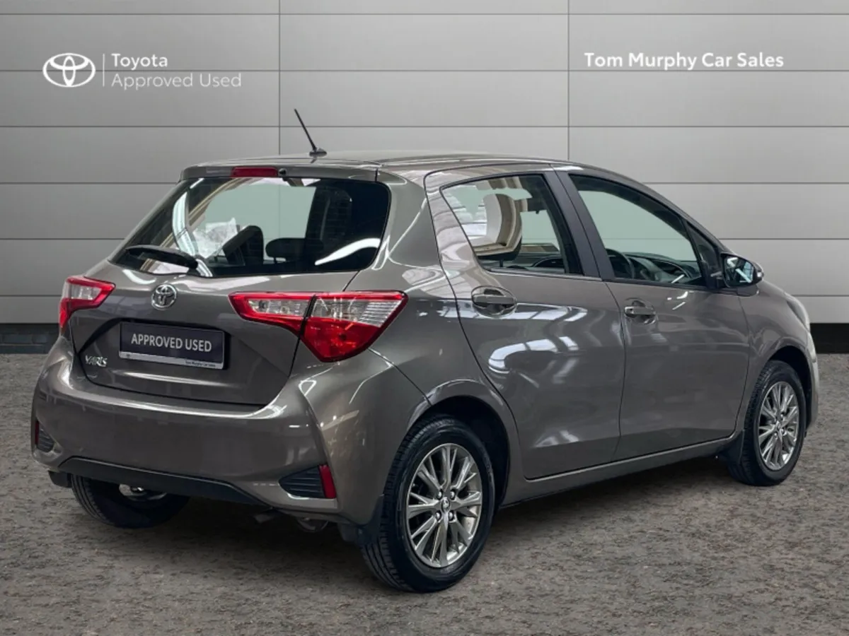 Toyota Yaris 1.0 LUNA 4DR - Image 2