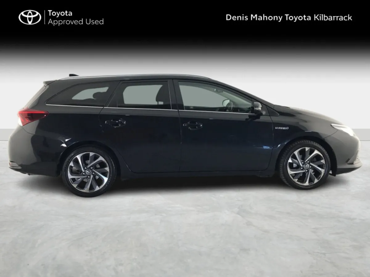 Toyota Auris AURIS HYBRID SOL T/SPORTS - Image 3
