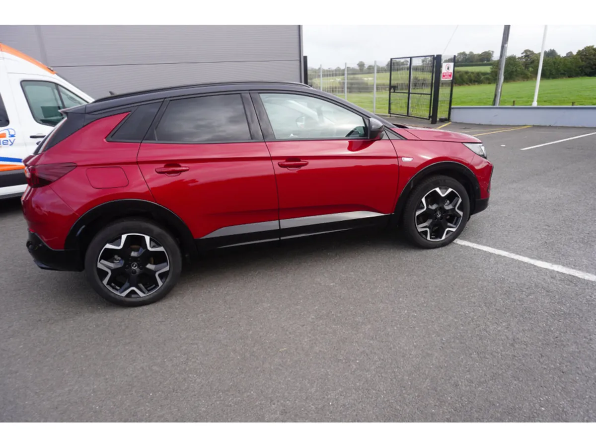 Opel Grandland GS-1.2 130PS-PET-A X - Image 2