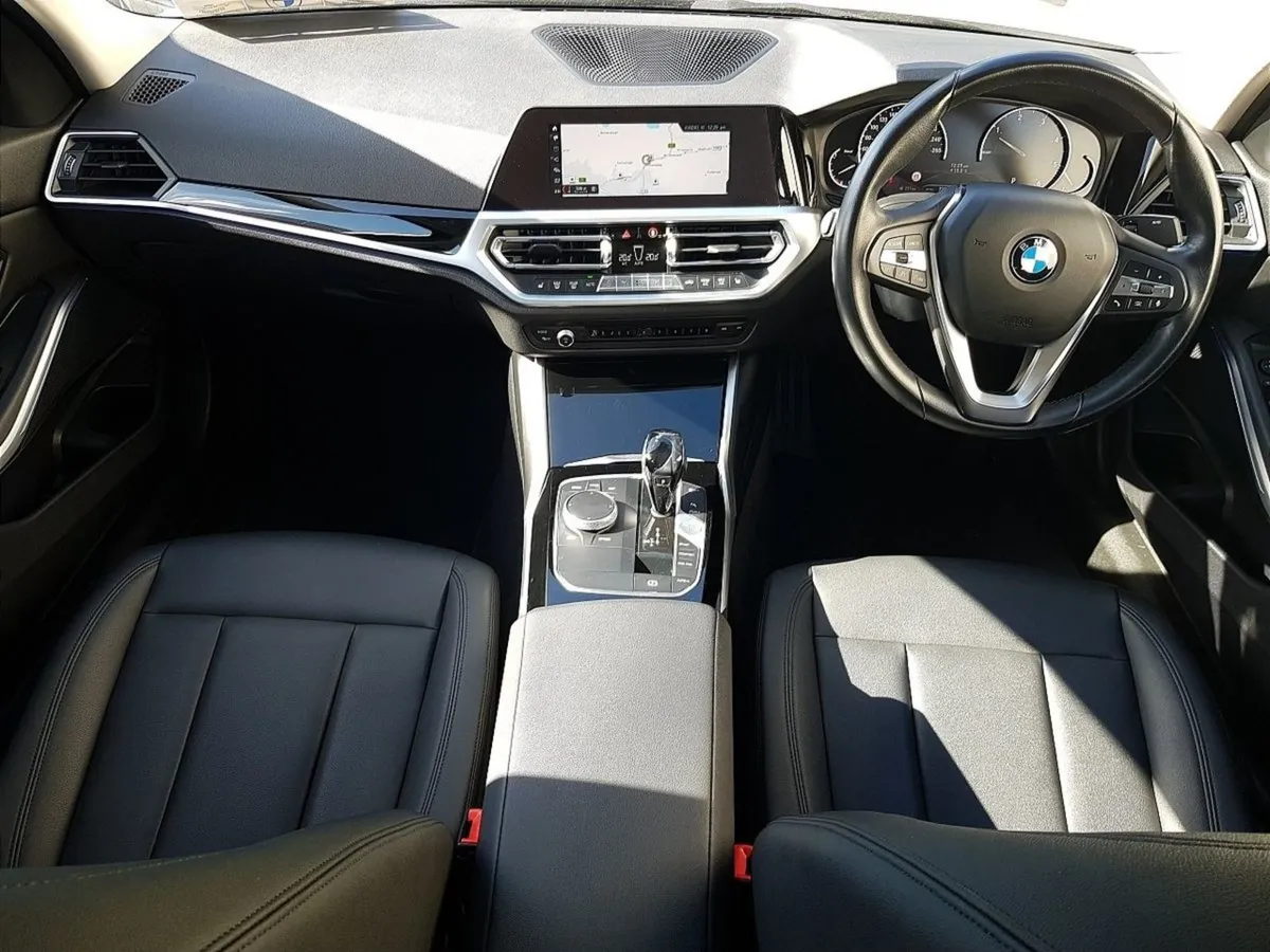 BMW 3 Series 318d SE - Image 4