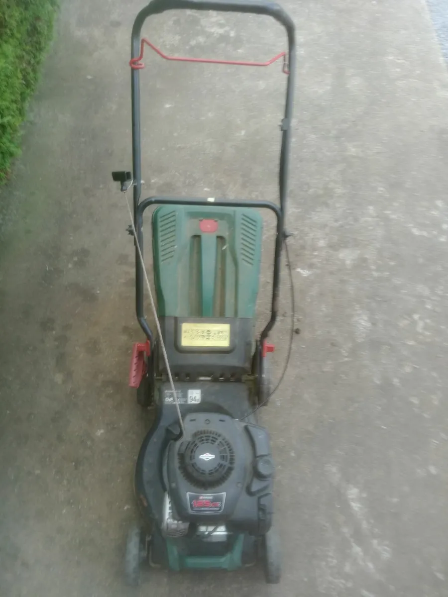 Lawnmower