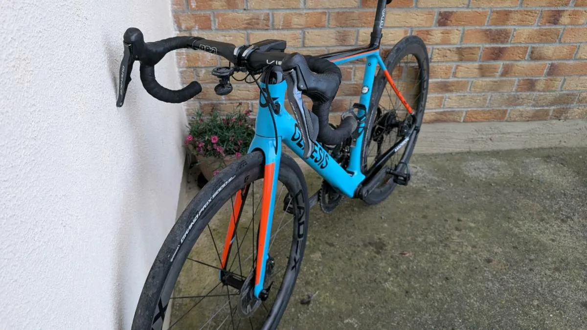 Genesis SL0 Team Road Bike - Image 4