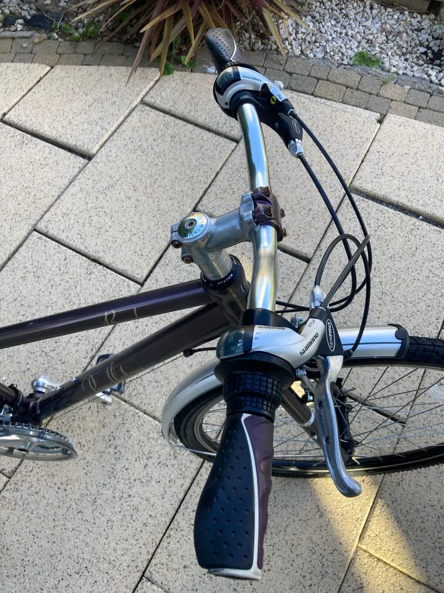 Pendelton Brooke hybrid girls bike - Image 2