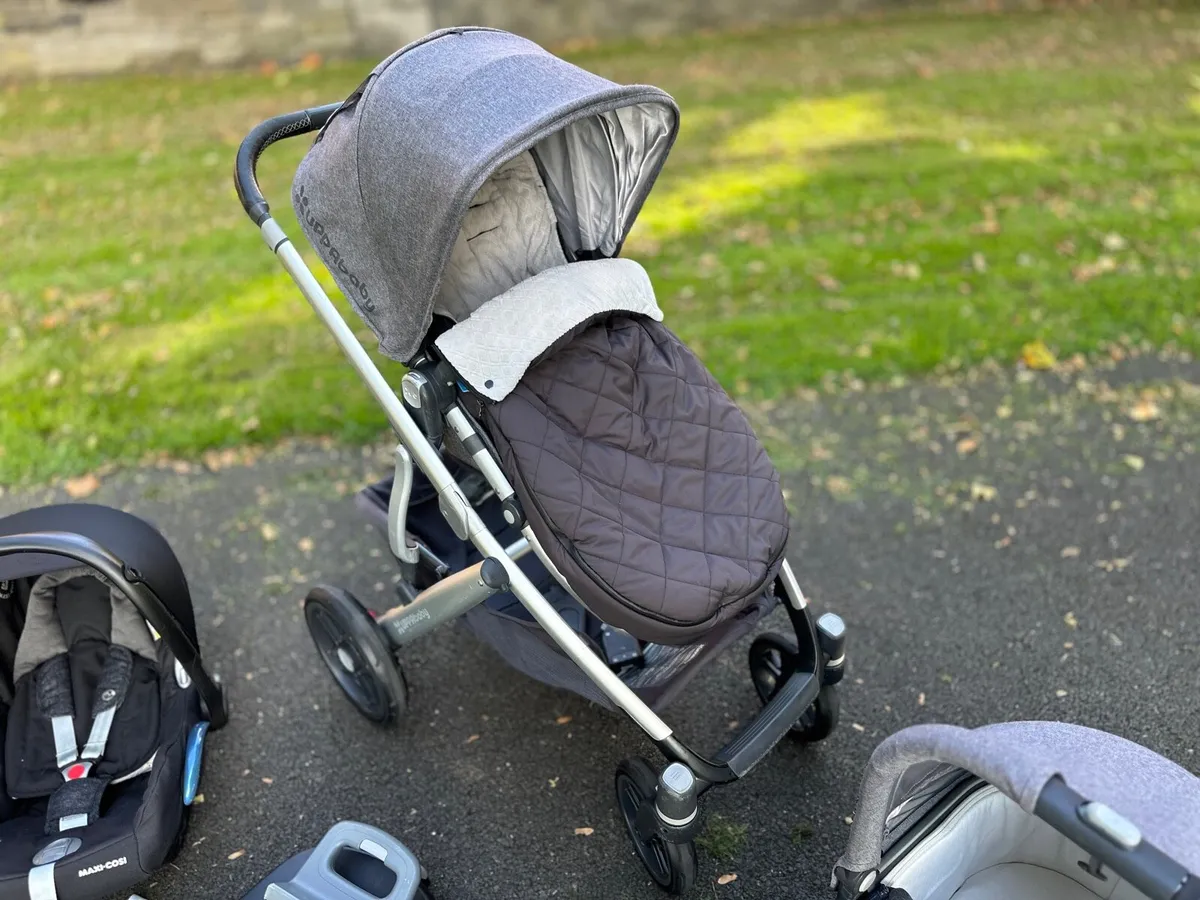 Uppababy Vista full set - Image 4