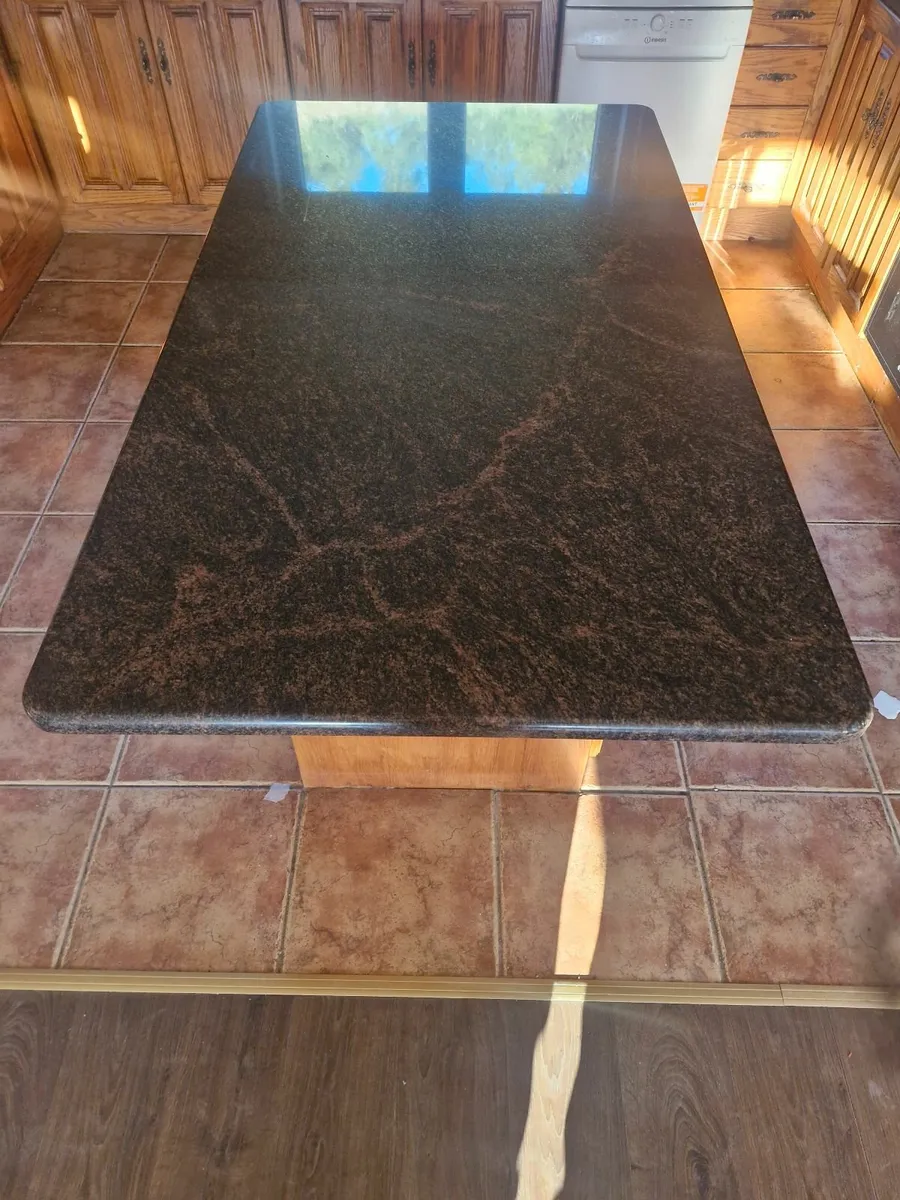 Marble kichen island top