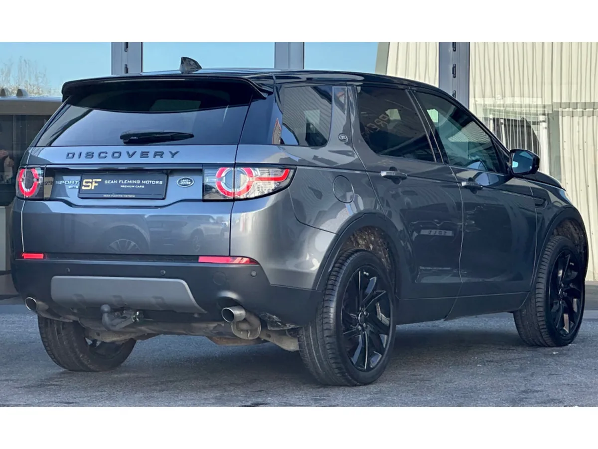Land Rover Discovery Sport HSE 180PS 7SEATS AUTO - Image 3