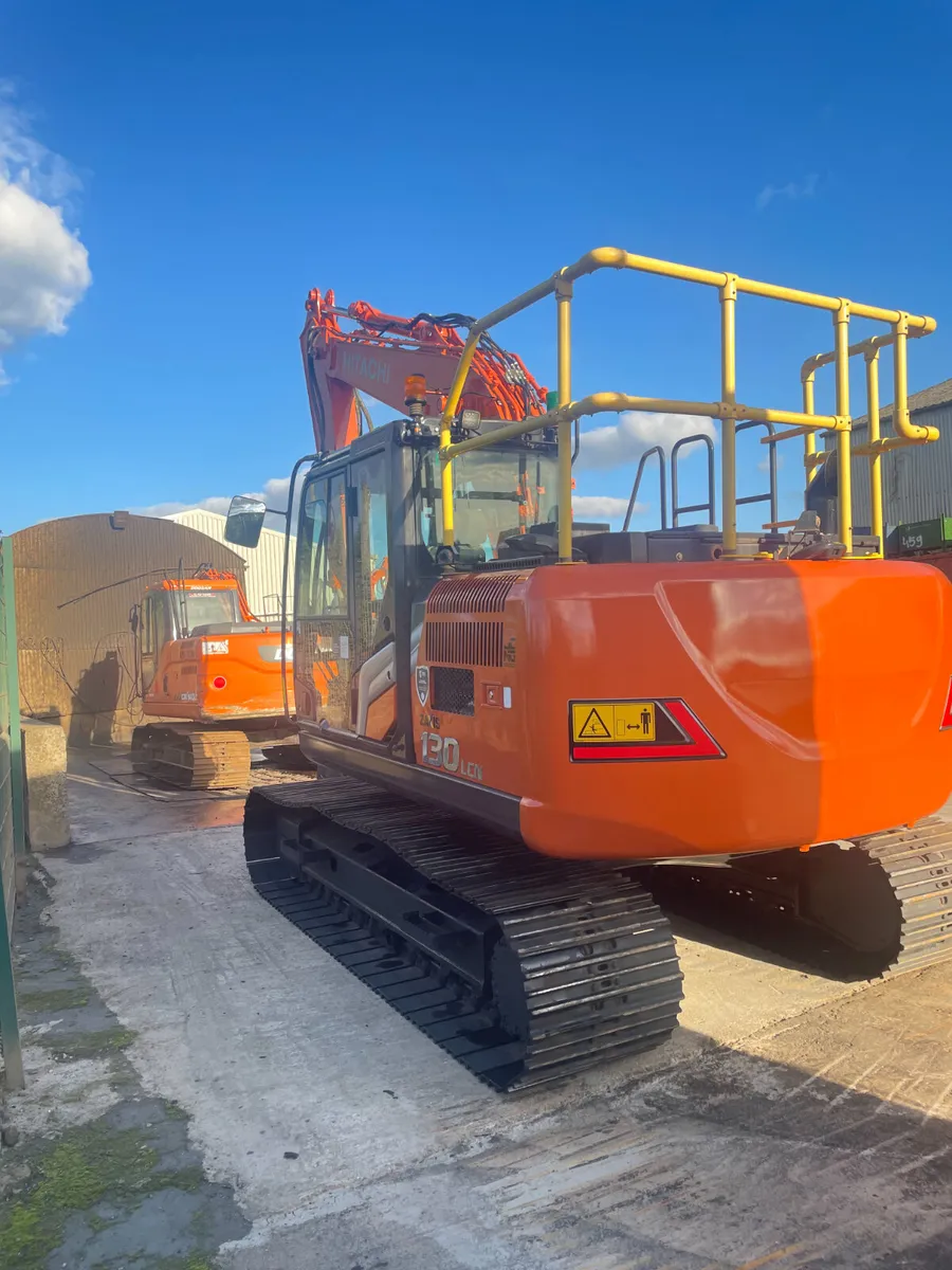 HITACHI ZX130-7 - Image 3