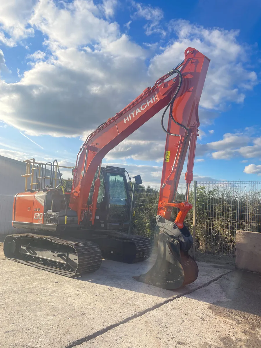 HITACHI ZX130-7 - Image 4