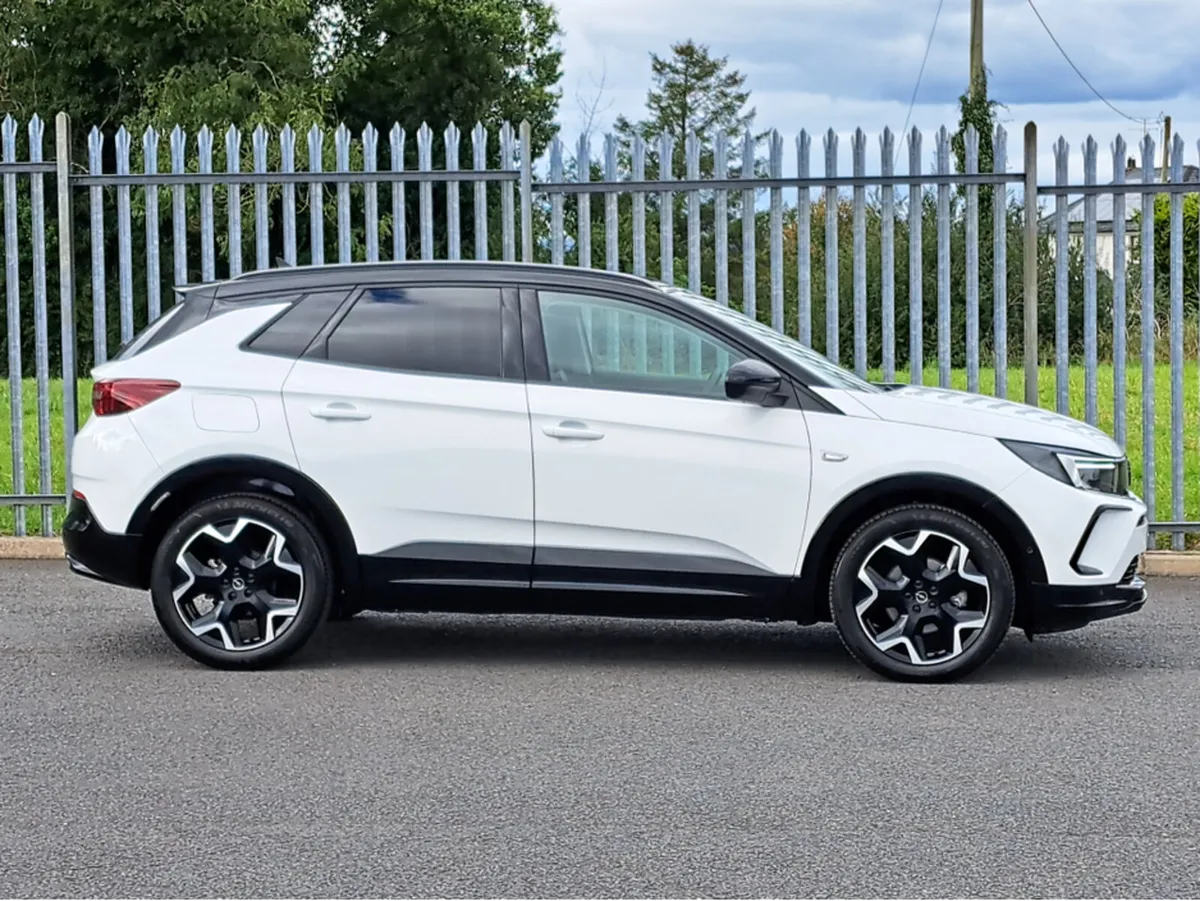 Opel Grandland GS 1.2TURBO 130BHP 8 SPEED AUTOMATI - Image 4