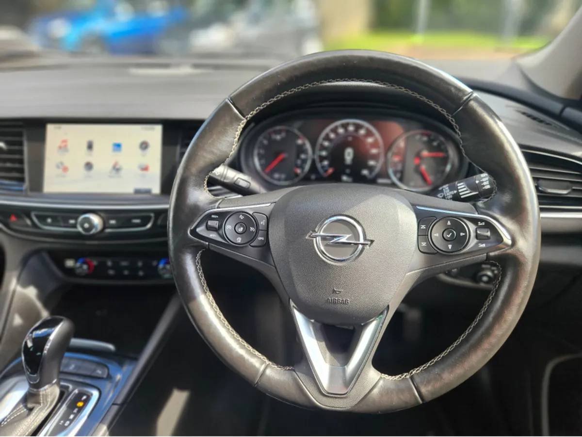 Opel Insignia ELITE 2.0 170PS 5DR - Image 4