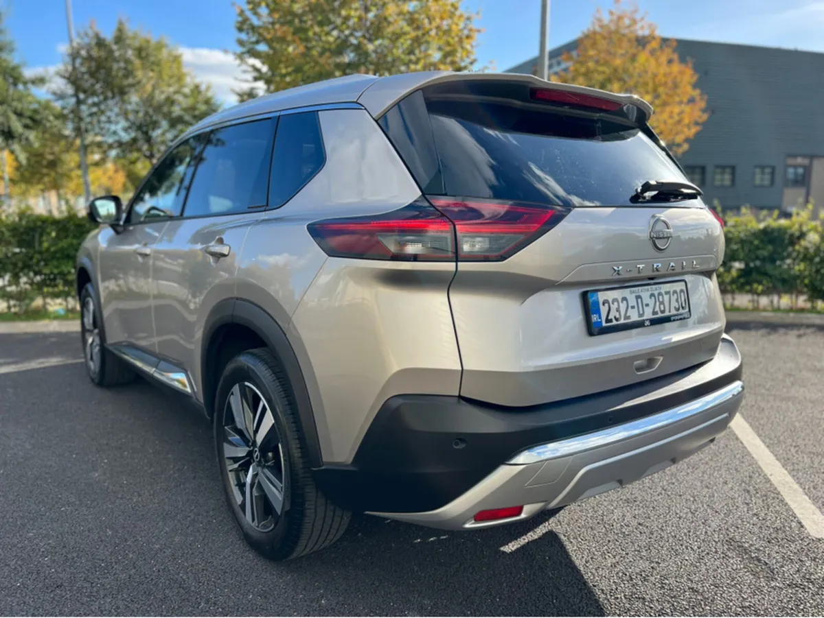 Nissan X-Trail 1.5 TEKNA 7 STS 5DR AU - Image 3