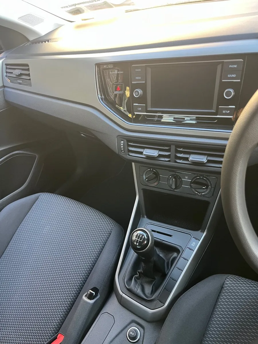 Volkswagen Polo 2019 - Image 4