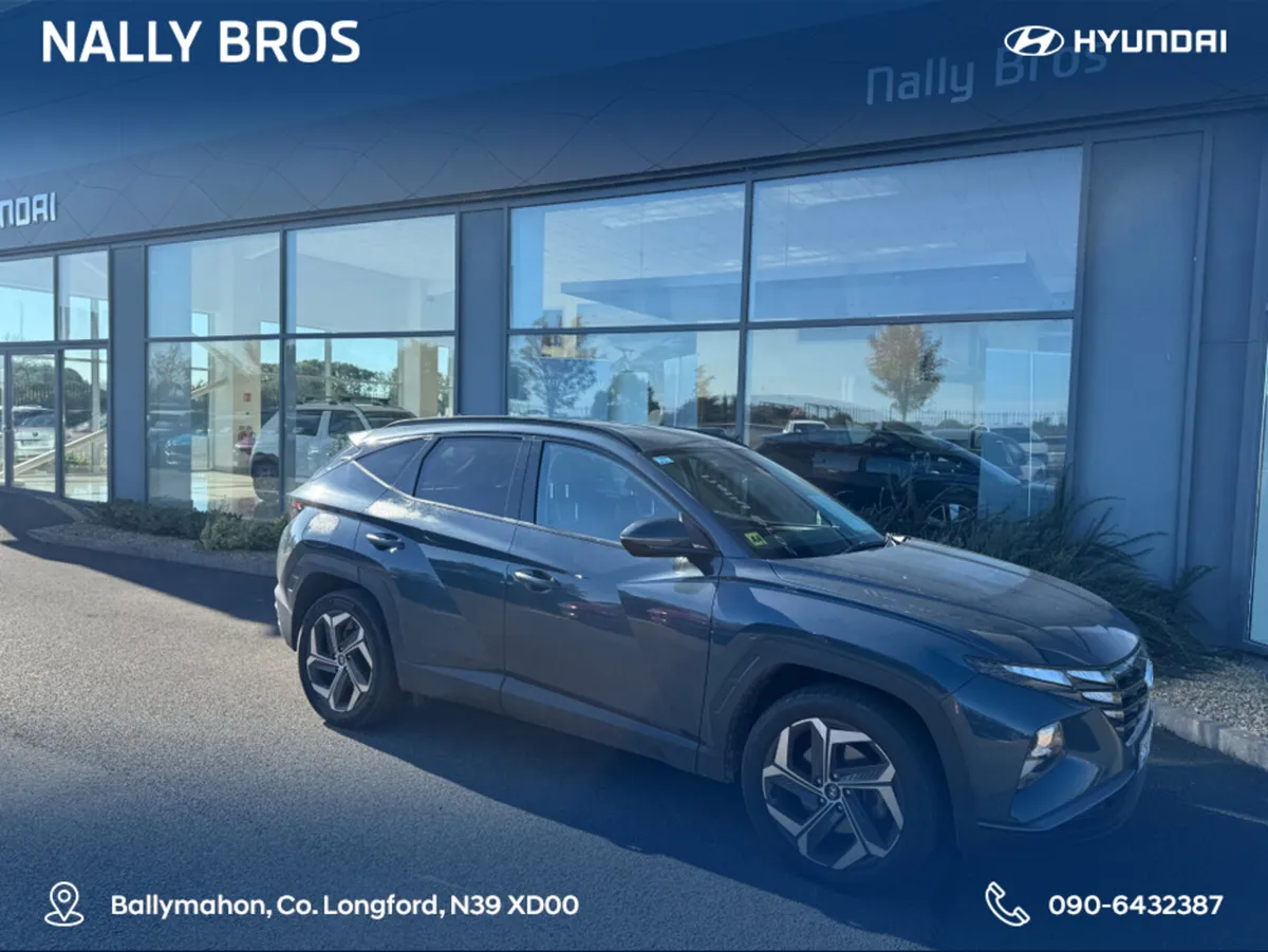 Hyundai Tucson IX35 EXECUTIVE 4WD 5DR AUTO - Image 1
