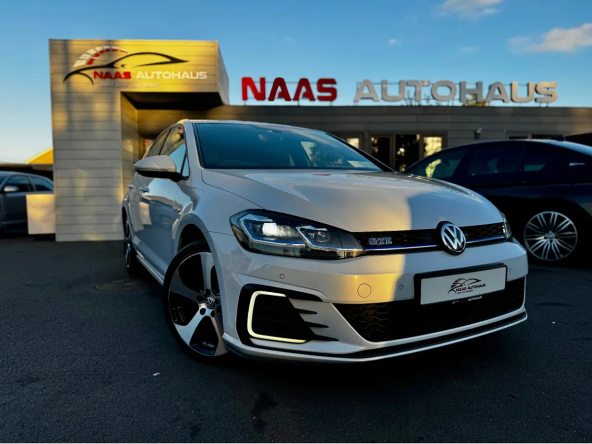 Volkswagen Golf 1.4 GTE 204PS 5DR AUTO TSI - Image 2