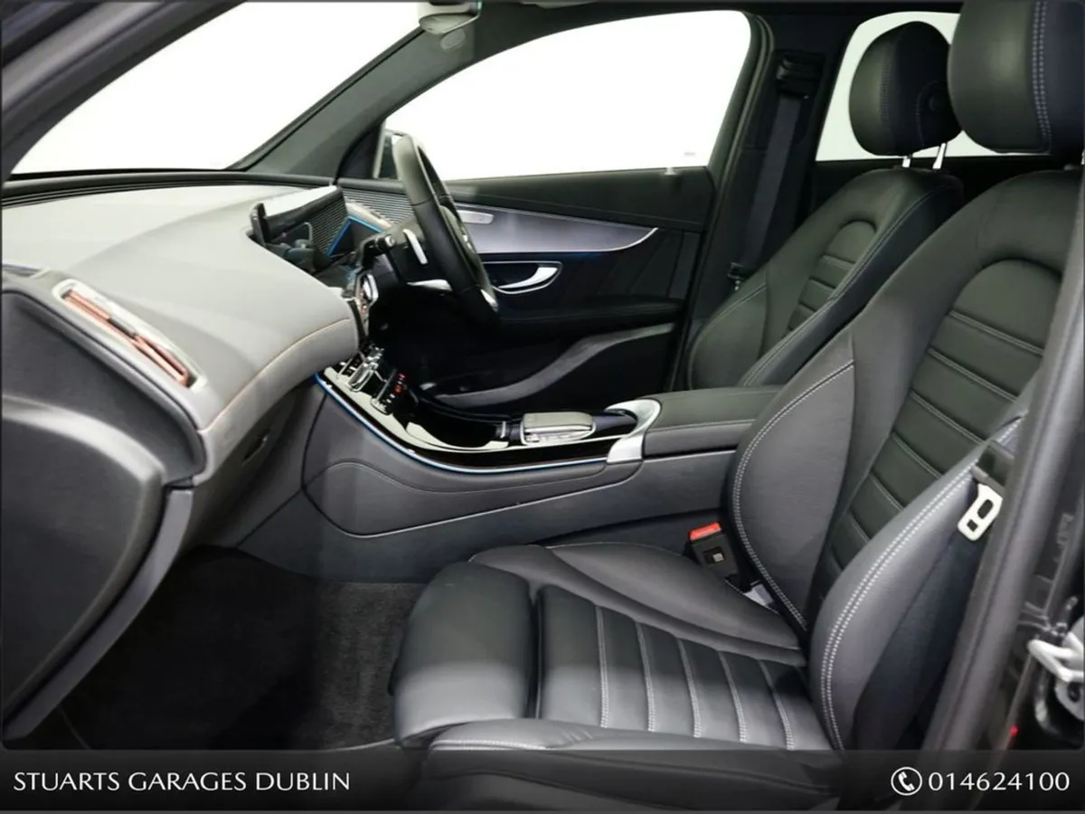 Mercedes-Benz EQC  premium With Sunroof  EQC 400 - Image 3