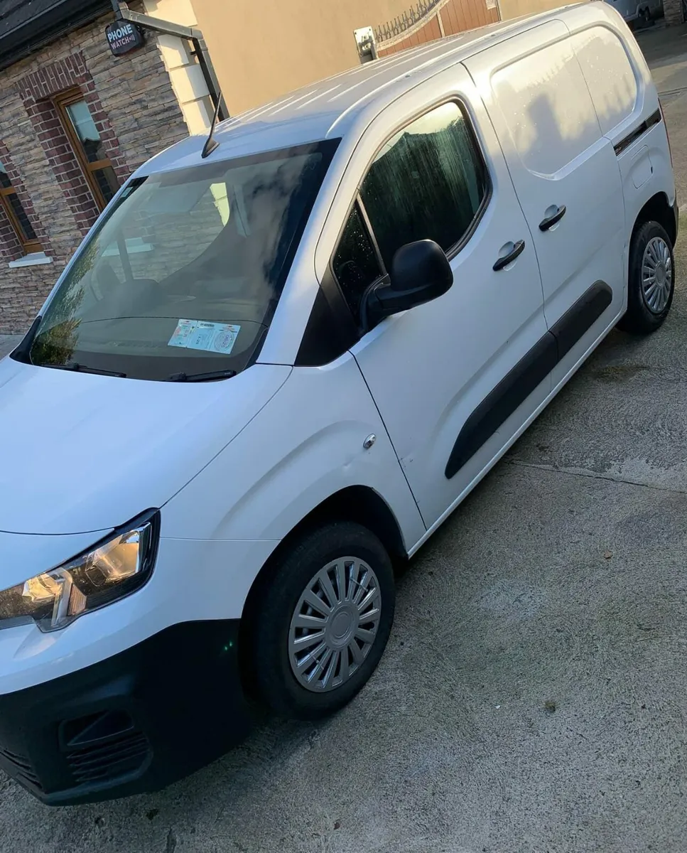 221 Peugeot partner 3seater 6SPEED - Image 2
