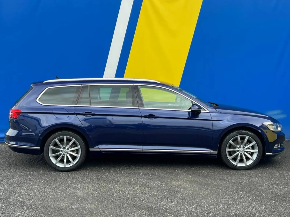 Volkswagen Passat VARIANT HIGHLINE 2.0 TDI AUTO // - Image 2