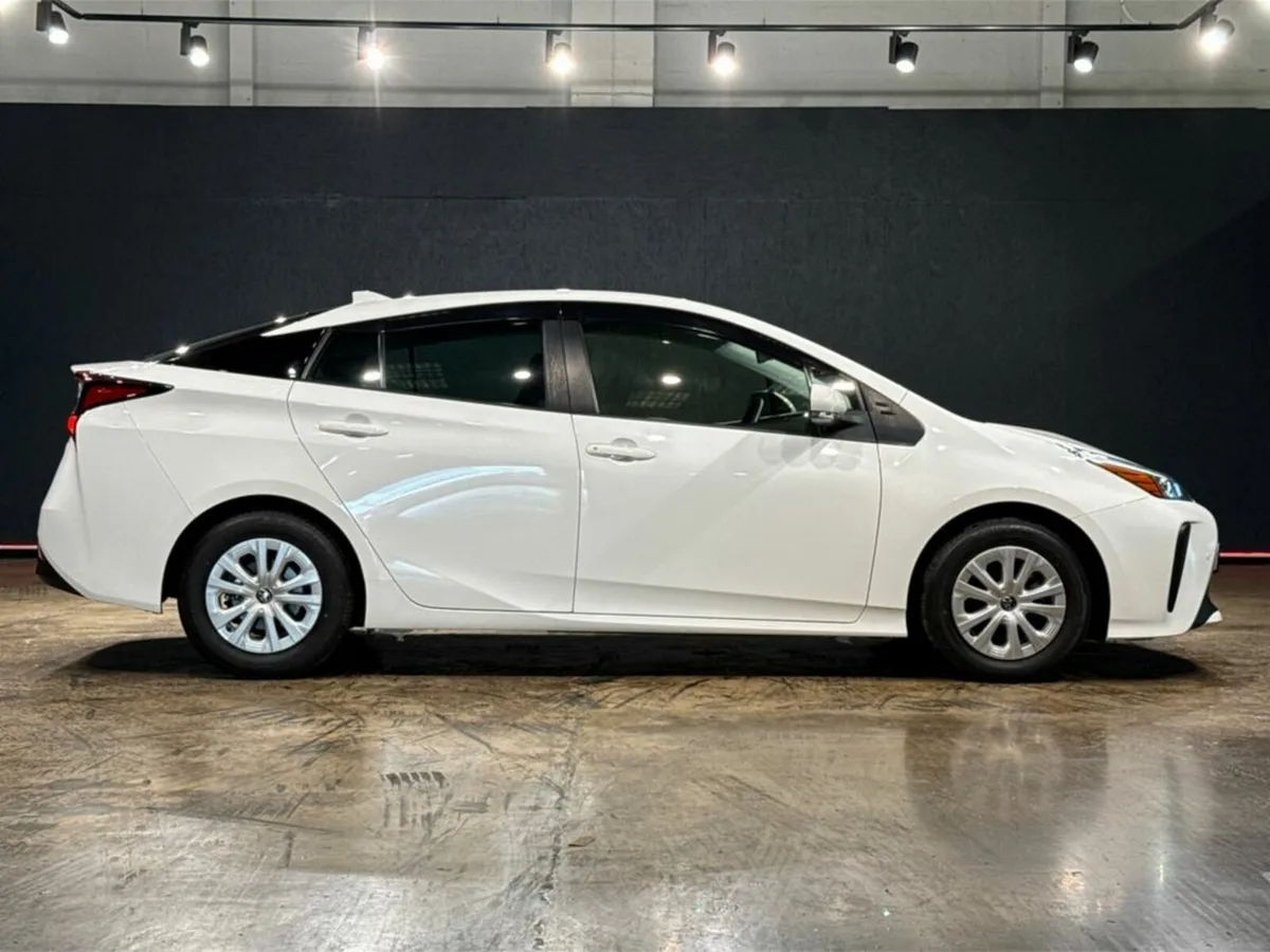 Toyota Prius 1.8 HYBRID AUTOMATIC - CRUISE CONTROL - Image 3