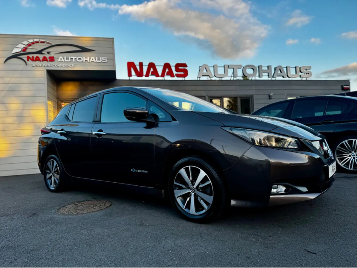 Nissan Leaf 40K EV SV 40KW '18 5DR AUTO 4DR - Image 2