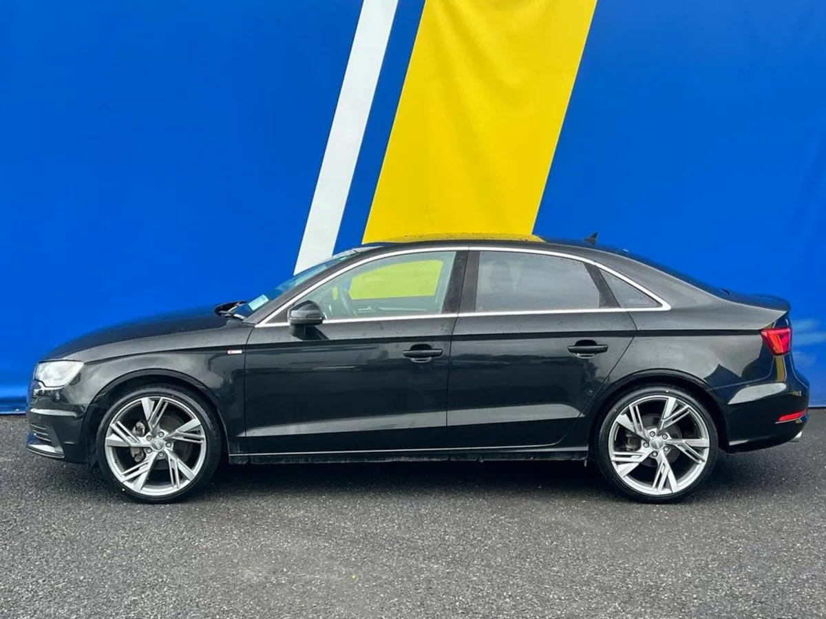 Audi A3 S-LINE PACK 1.4 TFSI AUTO // NEW 19" S-LIN - Image 3