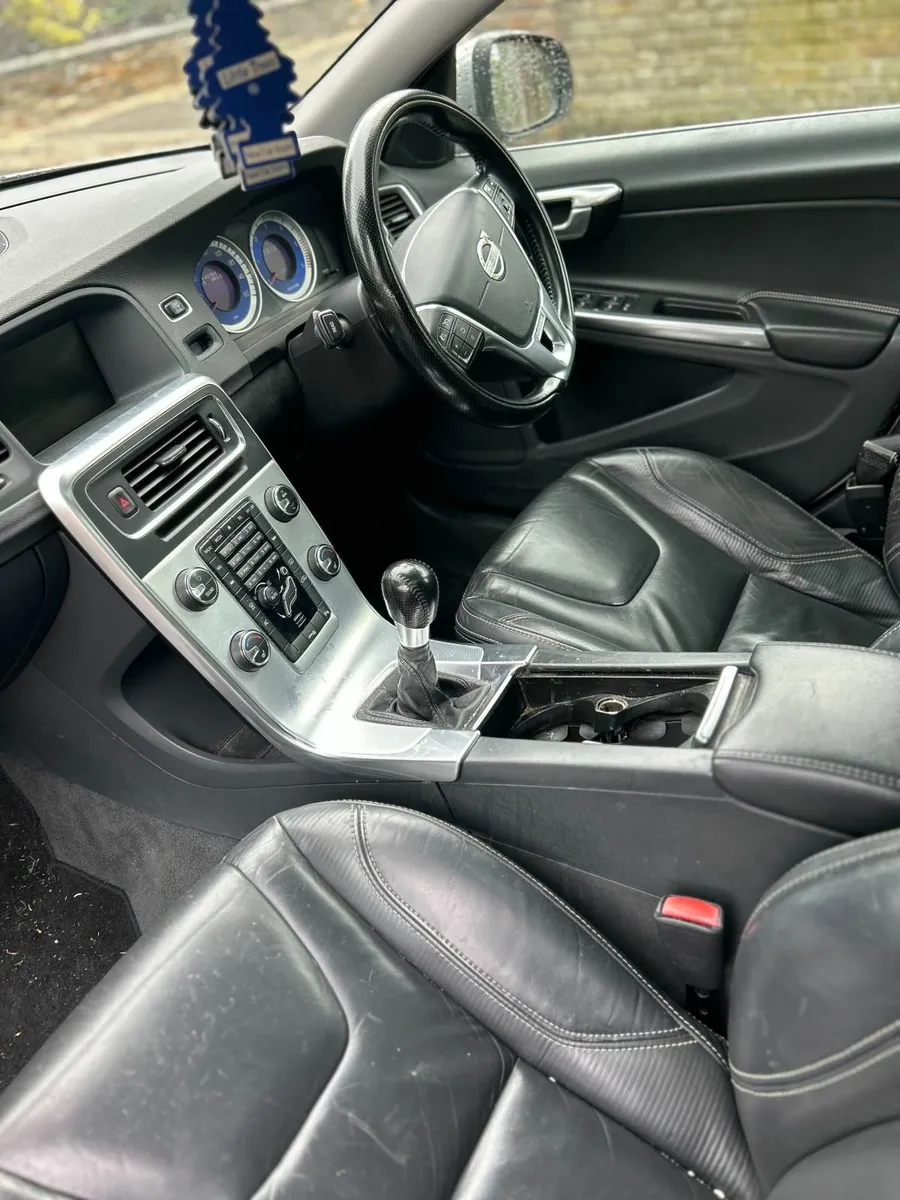 Volvo V60 2012 - Image 3