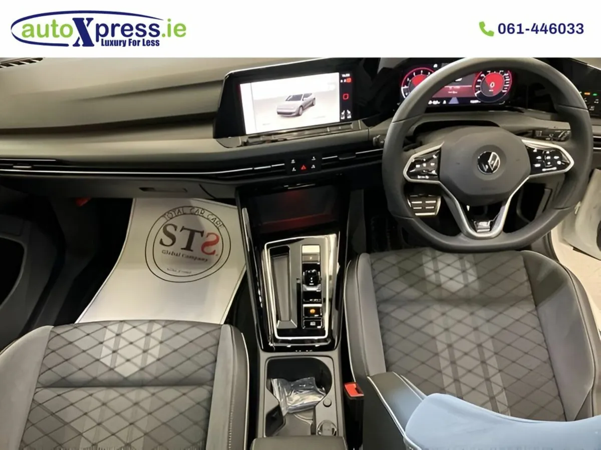 Volkswagen Golf 1.5 ETSI R-LINE Hybrid Automatic L - Image 2