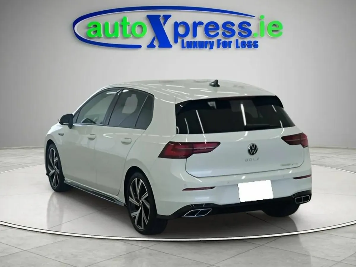 Volkswagen Golf 1.5 ETSI R-LINE Hybrid Automatic L - Image 3