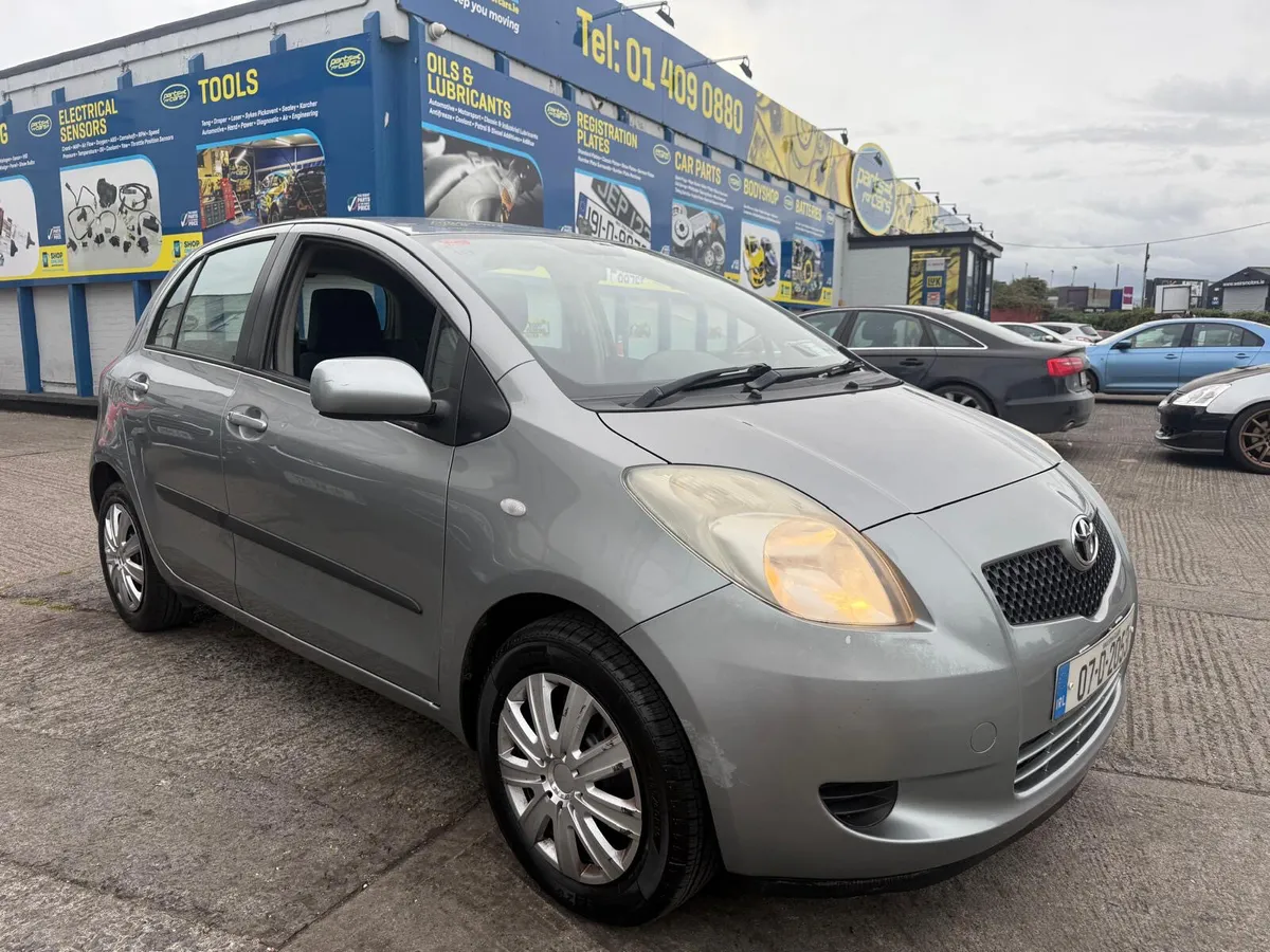 Toyota Yaris 2007 - Image 4