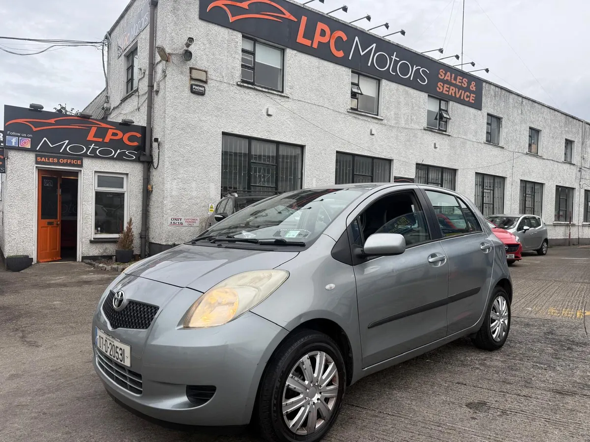 Toyota Yaris 2007 - Image 1