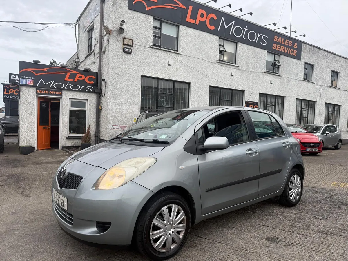 Toyota Yaris 2007 - Image 2