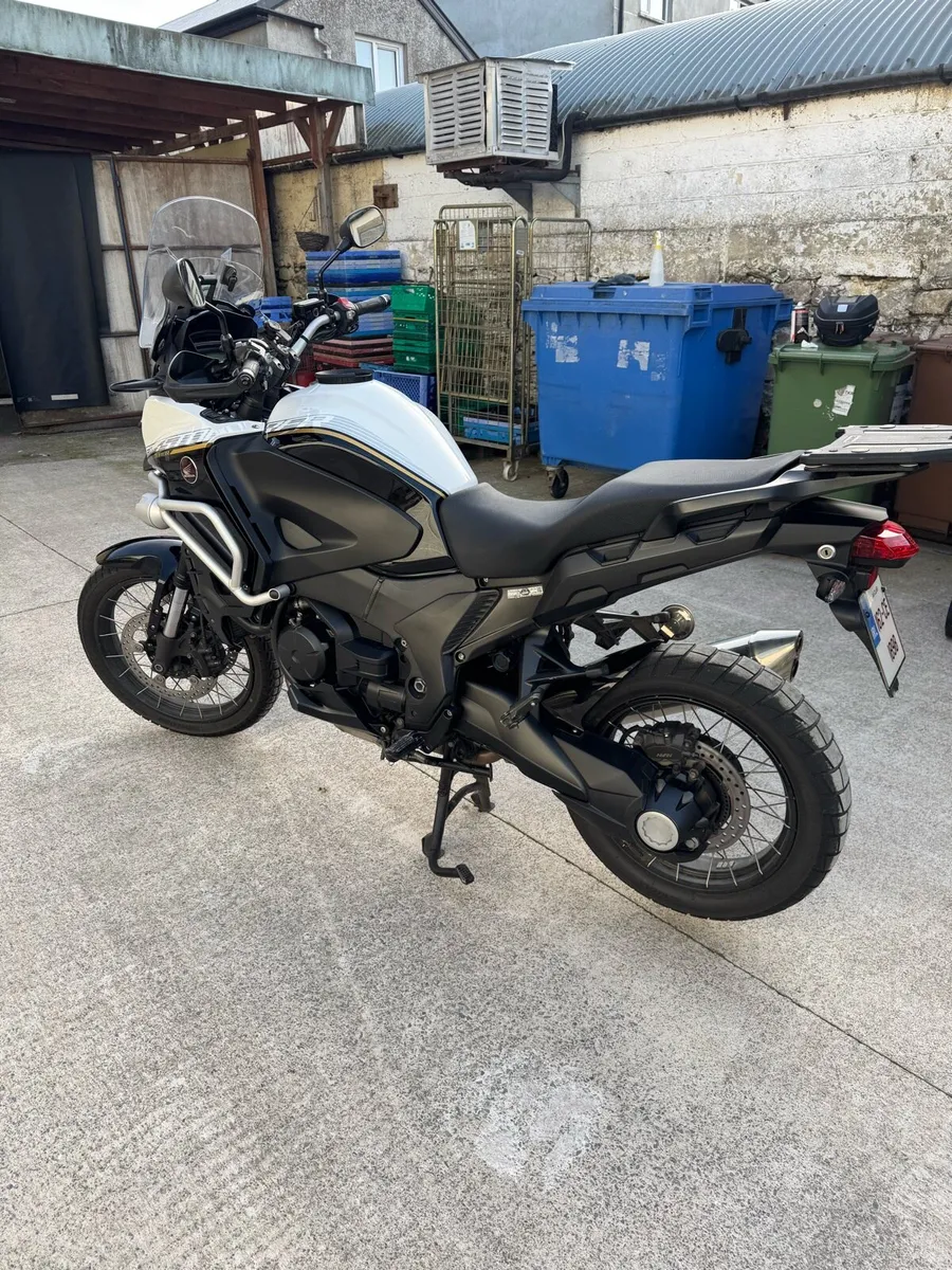Honda VFR 1200x Crosstourer DCT - Image 3