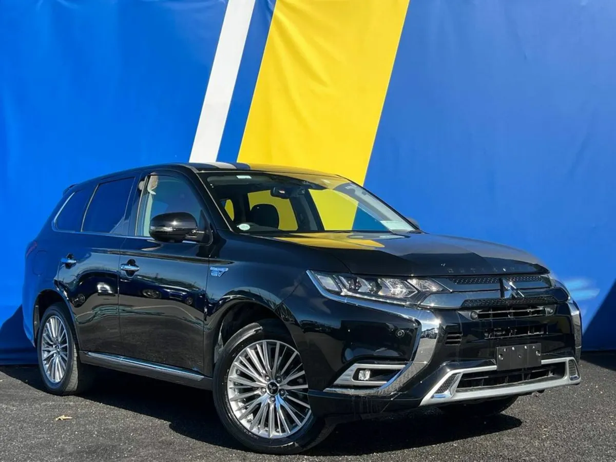 Mitsubishi Outlander 4WD 2.4 PLUG-IN HYBRID AUTO / - Image 1