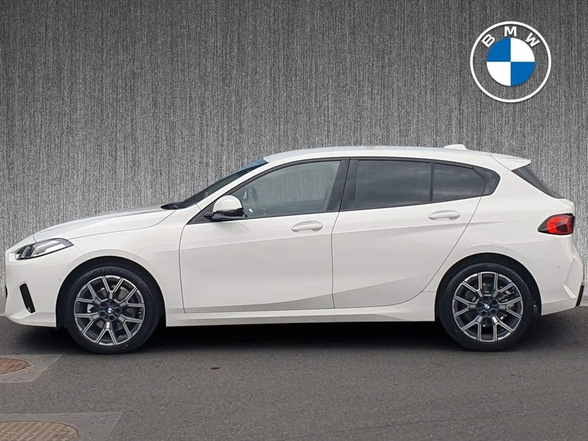 BMW 1 Series 120 Sport - Image 4
