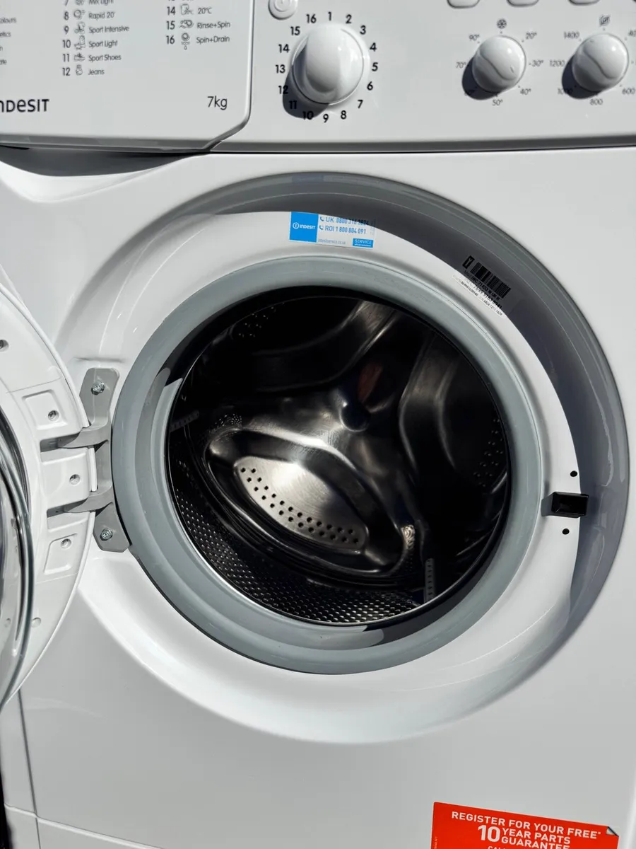 Washing Machine - 8 Months Old, Like New - Image 4
