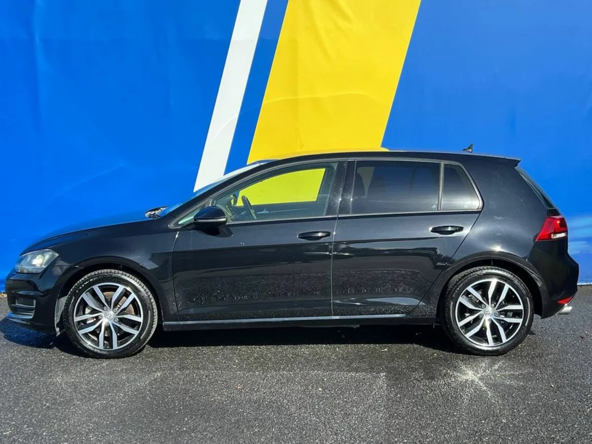 Volkswagen Golf HIGHLINE 1.4 TSI AUTO // SERVICE H - Image 3