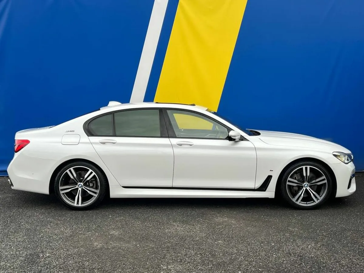 BMW 7-Series 740e M-SPORT 2.0 HYBRID AUTO ** MASSI - Image 4