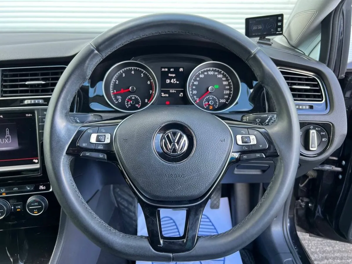 Volkswagen Golf HIGHLINE 1.4 TSI AUTO // FULL SERV - Image 4