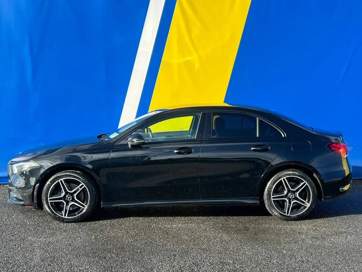 Mercedes-Benz A-Class A250e AMG-LINE 1.3 HYBRID AU - Image 3