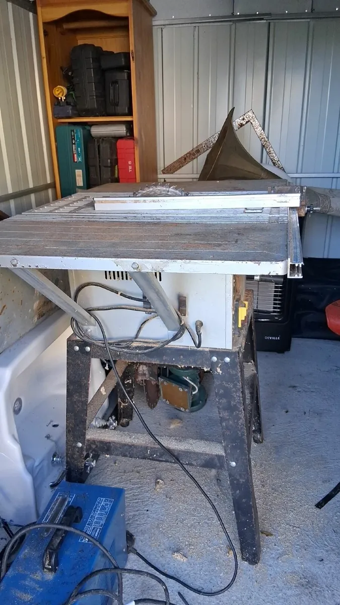 Table saw - Image 2