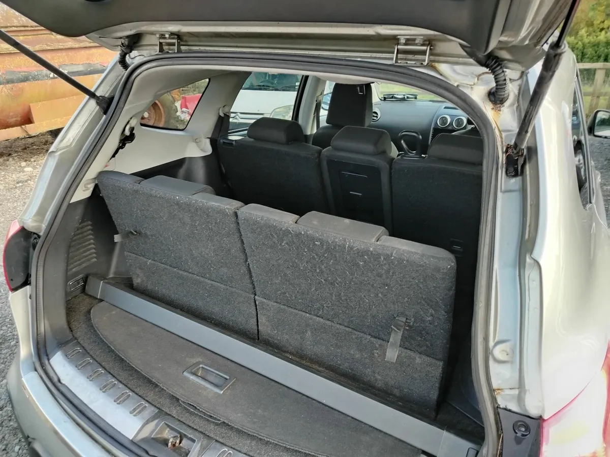 Nissan Qashqai+2 2009  - 7 Seater - Image 4