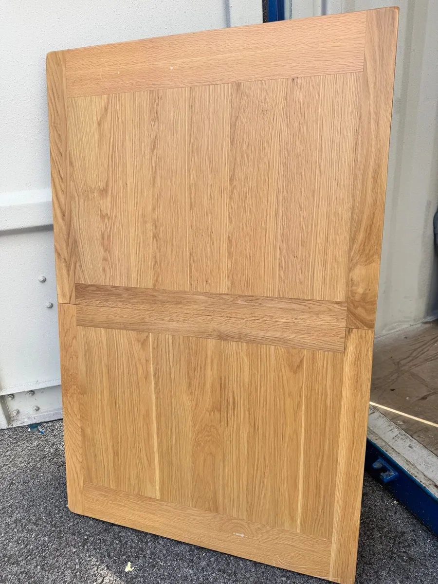 Solid Oak Extendable Dining Table - Brand New - Image 4