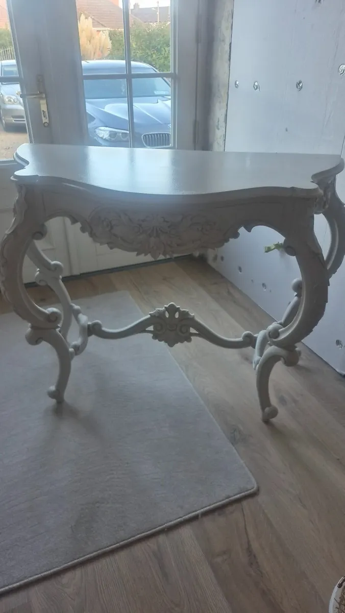 Table - Image 1