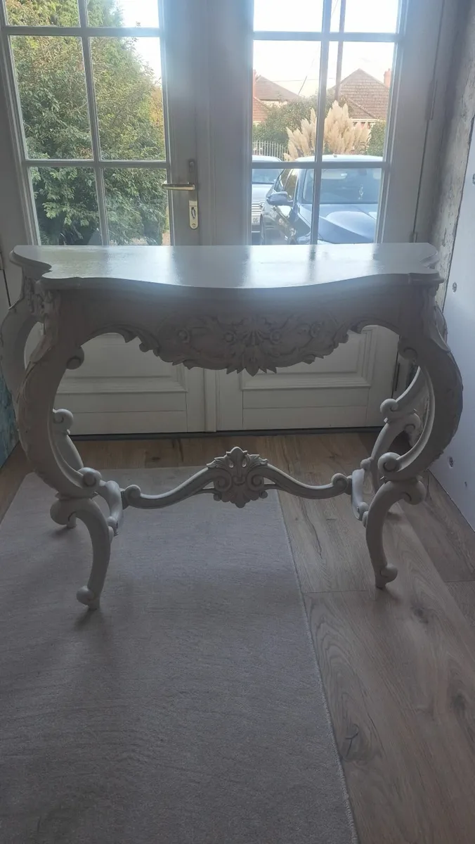 Table - Image 2