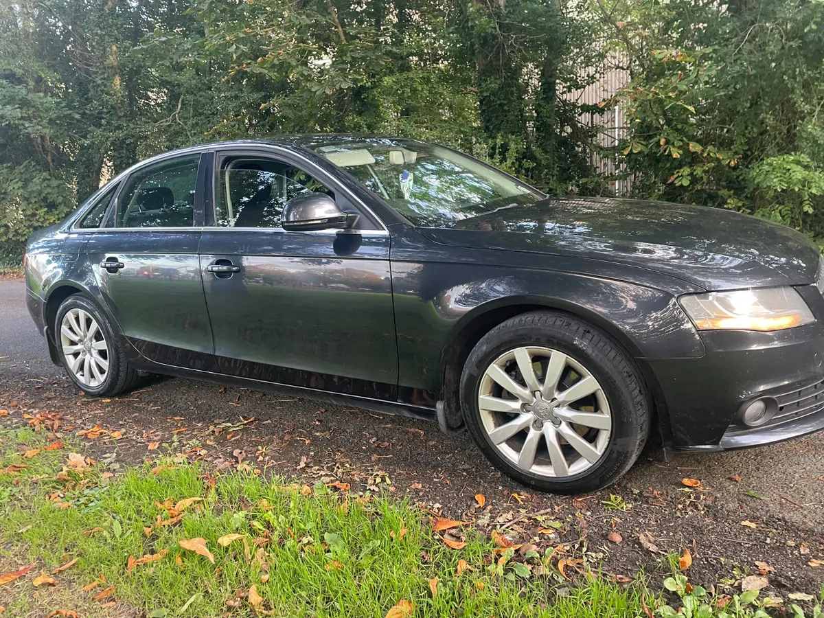 Audi A4  2.0tdi SE 120 bhp 2009 - Image 2